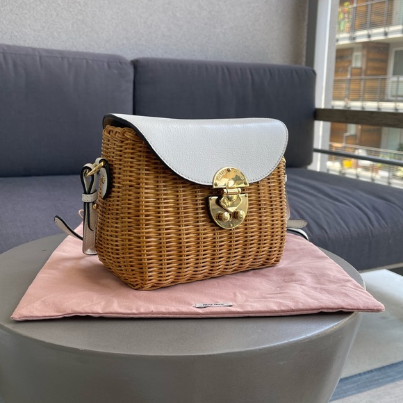 Miu Miu wicker and leather shoulder bag - Picture 8 of 11